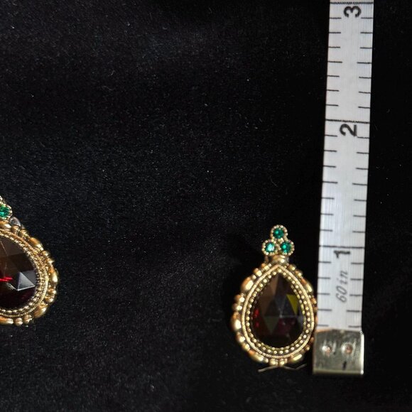 Vintage Pear shaped drop earrings Red cut glass Pierced - Picture 4 of 10